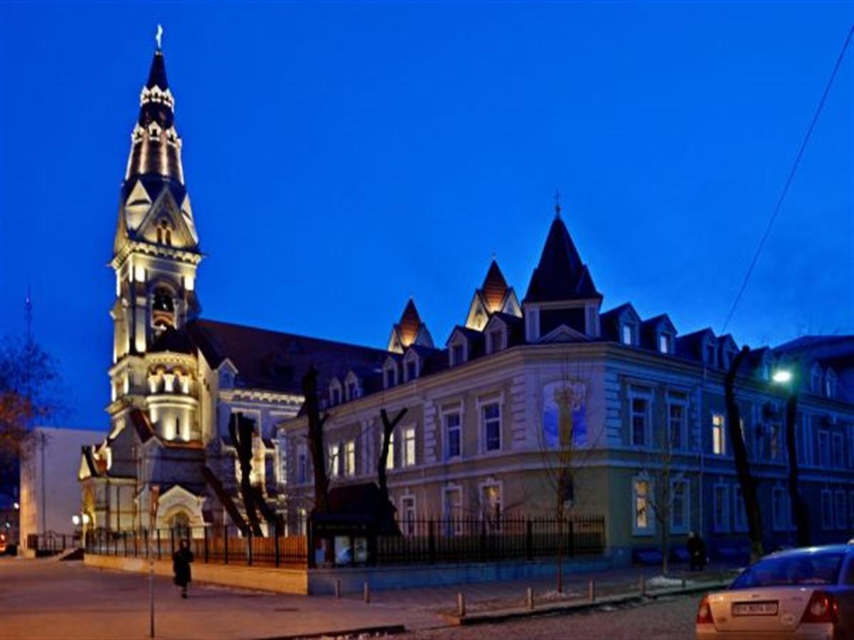 Saint Paul Odessa Hotel Buitenkant foto